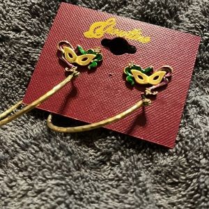 Festive Gold hoop & Mari Gras stud Earrings, Purple green Showtime brand vintage